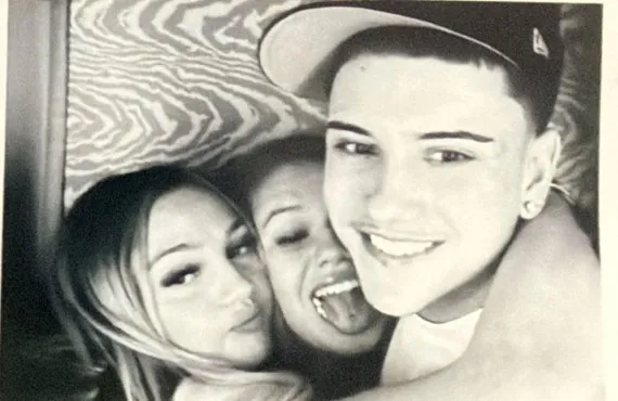 boy2girls